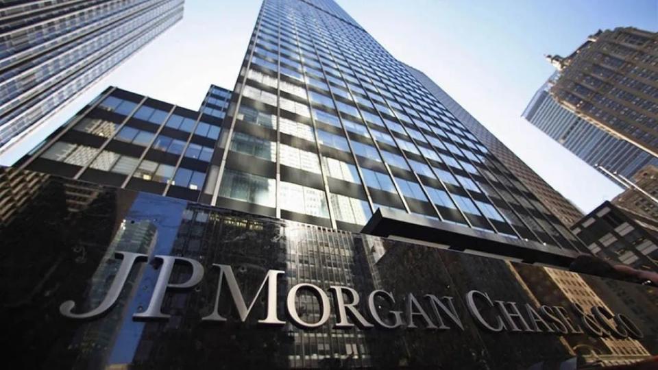 Para JP Morgan, se espera una flexibilización de los controles de capital más adelante en el año