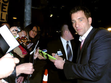 Clive Owen at the Westwood premiere of Dimension Films' Sin City