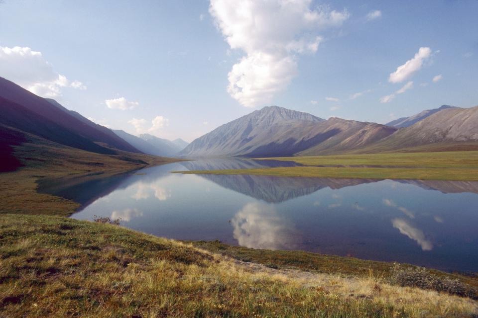 Parts of the Arctic National Wildlife Refuge, in northeastern Alaska, are thought to contain more than 10 billion barrels of oil. (Photo: Universal ImagesGroup via Getty Images)