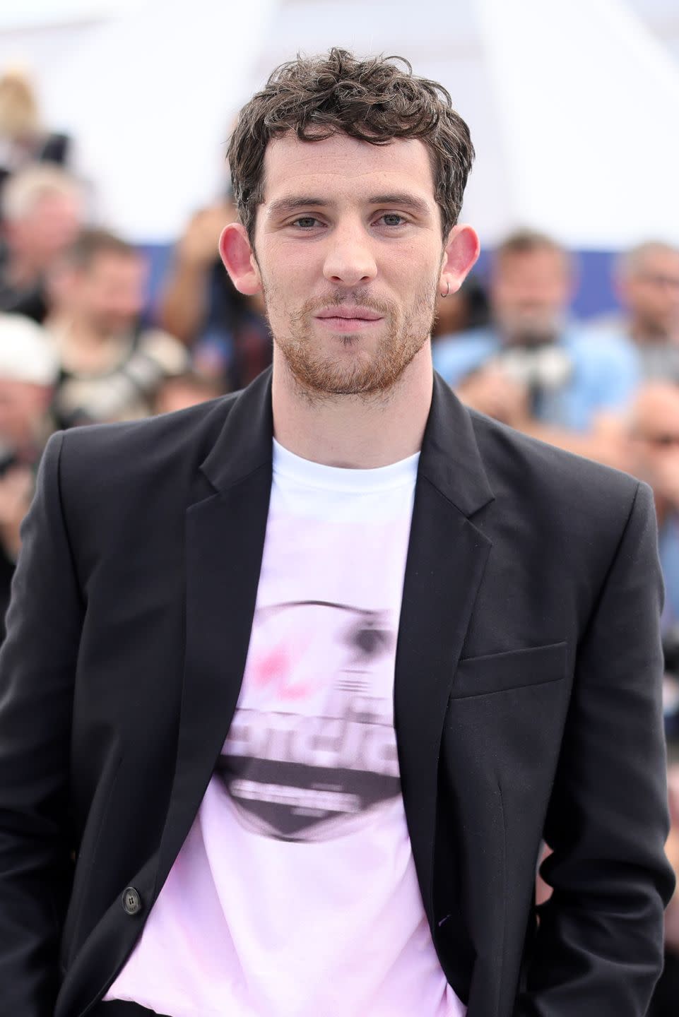 josh oconnor attends the la chimera photocall at the 76th annual cannes film festival at palais des festivals on may 27, 2023 in cannes, france