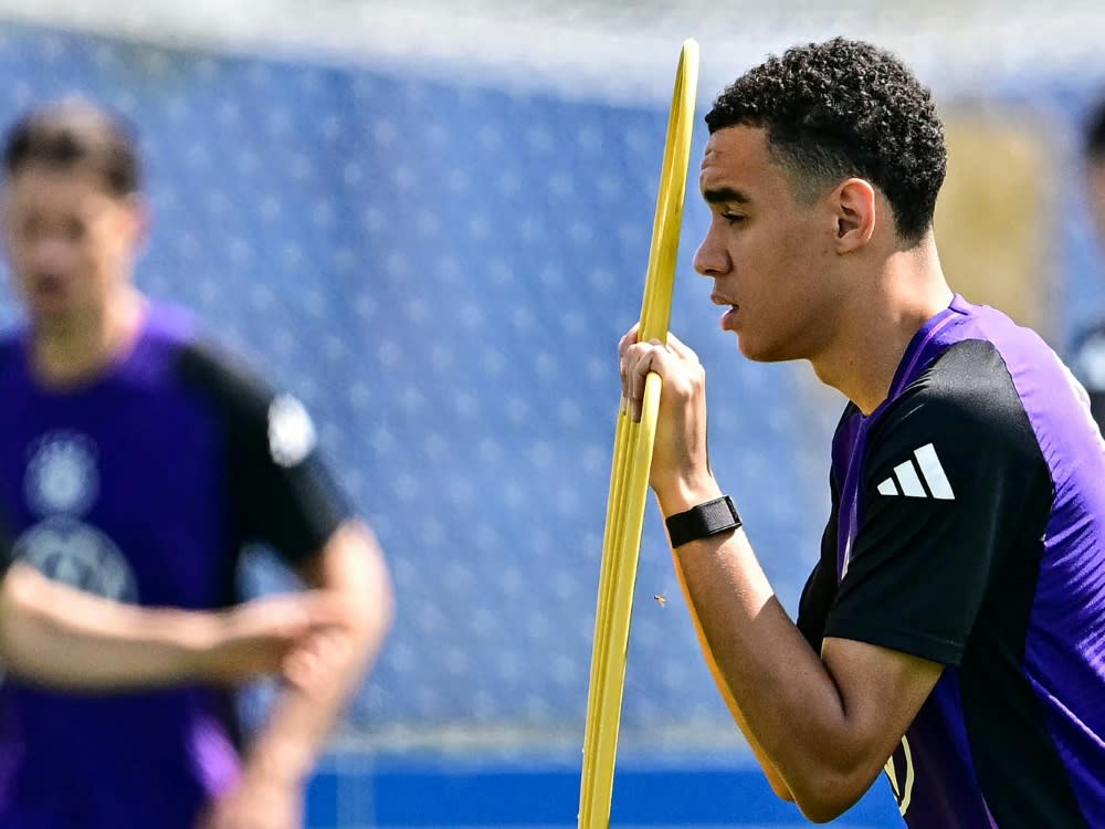 Jamal Musiala beim Training (TOBIAS SCHWARZ)