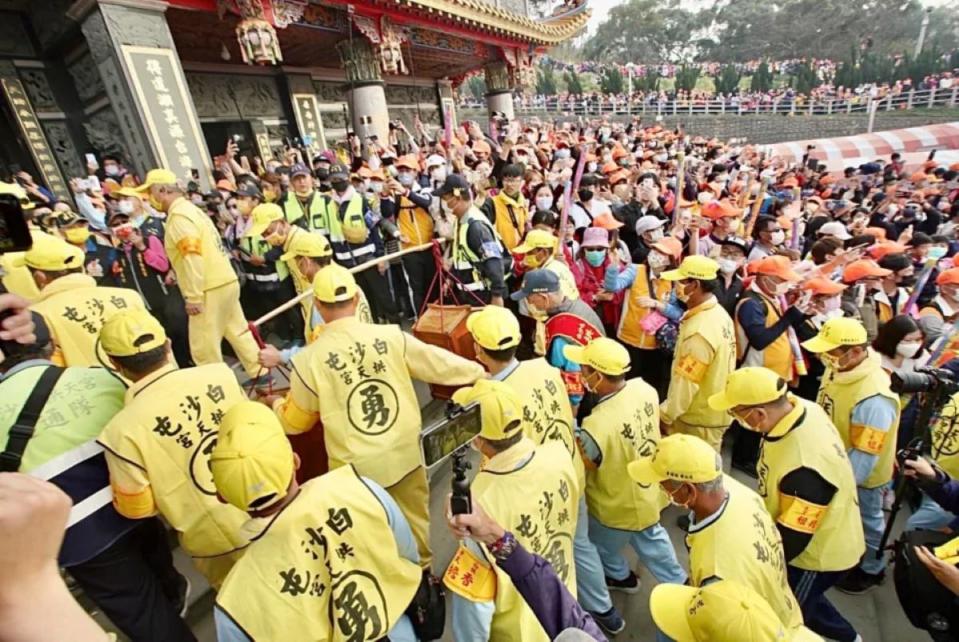 白沙屯拱天宮中秋節建廟160週年，分靈媽祖逾2000尊回娘家。