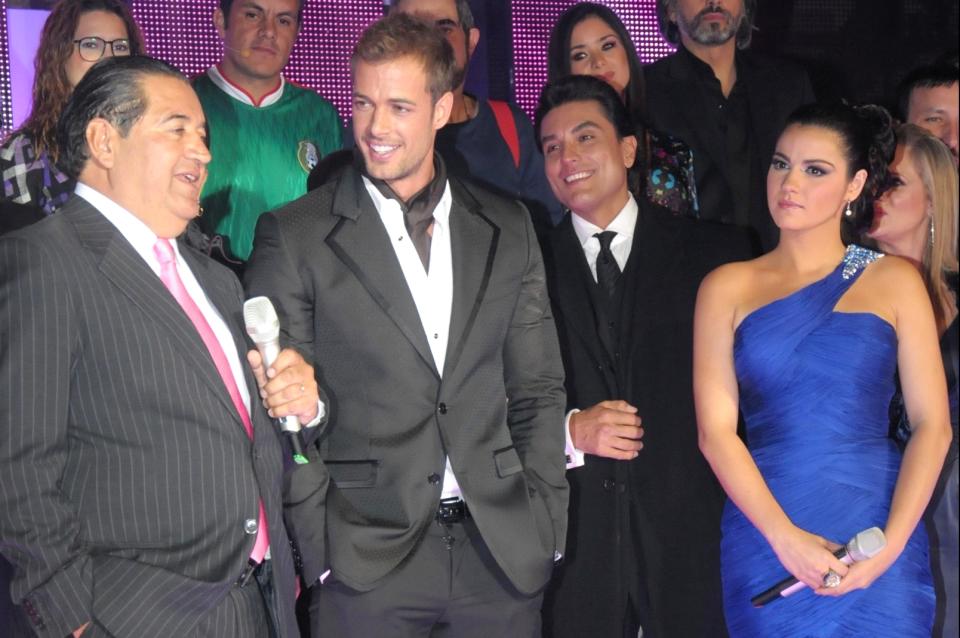 Salvador Mejía con William Levy y Maite Perroni / Agencia México