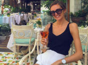 <p>Sur cette photo, la jolie Bridie se détend à l Antica Trattoria, un hôtel réputé situé à Sorrento (Italie).<br>Crédit photo : Instagram Bridie Wilkins </p>