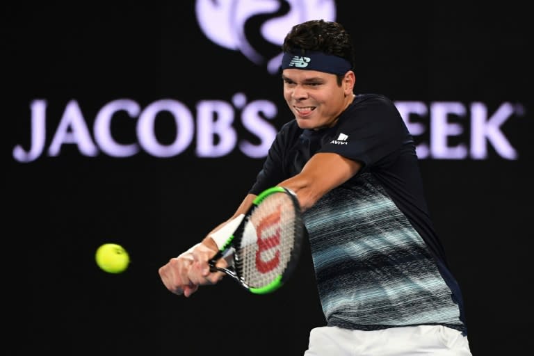 Milos Raonic fought off a set point in the second-set tiebreaker with Juan Martin del Potro to win 6-3, 7-6 (8/6) and book a title clash with Jack Sock at the Delray Beach Open