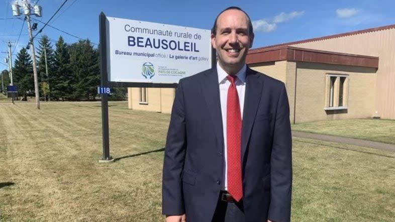 Beausoleil chief administrative officer Mathieu Caissie says the new rule was meant to make French more visible in the community.