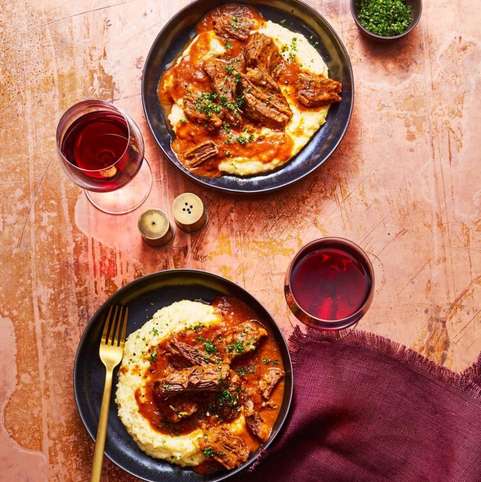 Short Ribs With Creamy Polenta