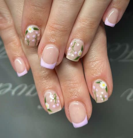 <p><a href="https://www.instagram.com/nails_and_beauty_by_daisy/" data-component="link" data-source="inlineLink" data-type="externalLink" data-ordinal="1">nails_and_beauty_by_daisy</a></p>