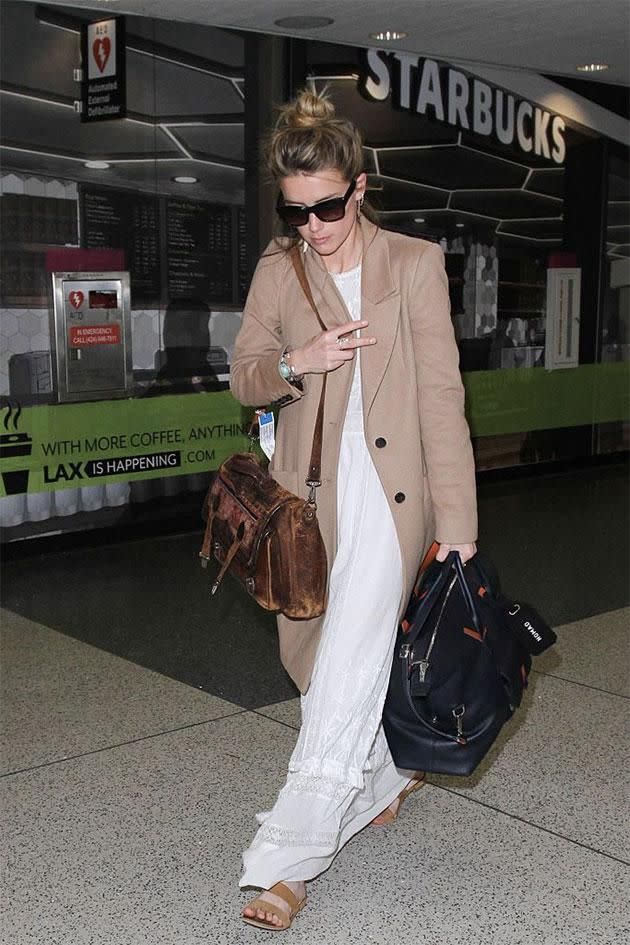 Amber Heard at LAX, taken just before she filed for divorce. (Photo: Getty Images)