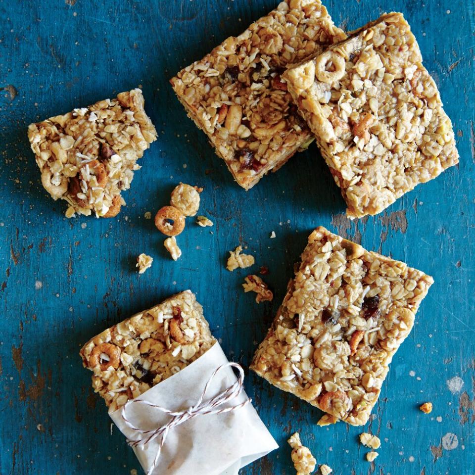 No-Bake Chewy Granola Bars