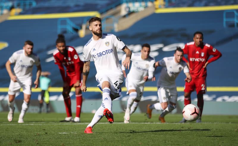 Premier League - Leeds United v Fulham