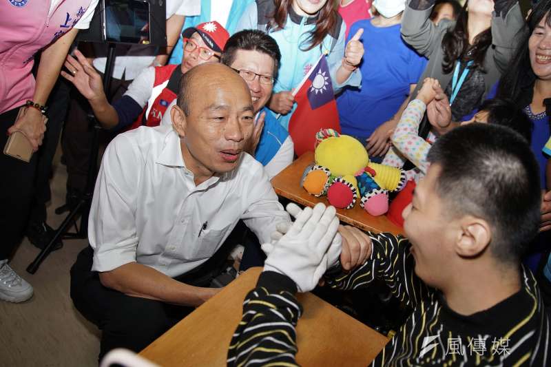 20191107-國民黨總統參選人韓國瑜7日參訪世光教養院。（盧逸峰攝）
