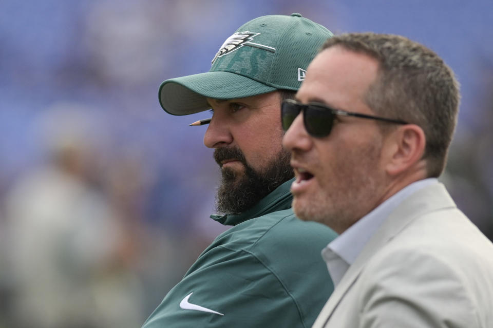 Matt Patricia (left) will take over defensive play-calling duties from Sean Desai, who will remain the Eagles' defensive coordinator. What? (Tommy Gilligan-USA TODAY Sports)