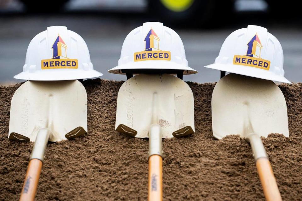 Shovels and hard hats during a groundbreaking ceremony for a $17 million dollar airport terminal replacement project at the Merced Yosemite Regional Airport in Merced, Calif., on Thursday, Dec. 21, 2023. The project will include updates to the existing 1940s-era terminal as well as the construction of a new energy-efficient and sustainable facility. Andrew Kuhn/akuhn@mercedsun-star.com