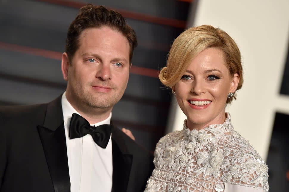 Producer Max Handelman and actress Elizabeth Banks arrive at the 2016 Vanity Fair Oscar Party Hosted By Graydon Carter at Wallis Annenberg Center for the Performing Arts on February 28, 2016 in Beverly Hills, California.