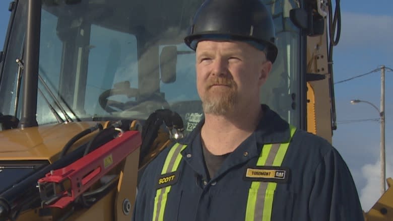 Backhoe robbery culprits knew their stuff, says backhoe operator