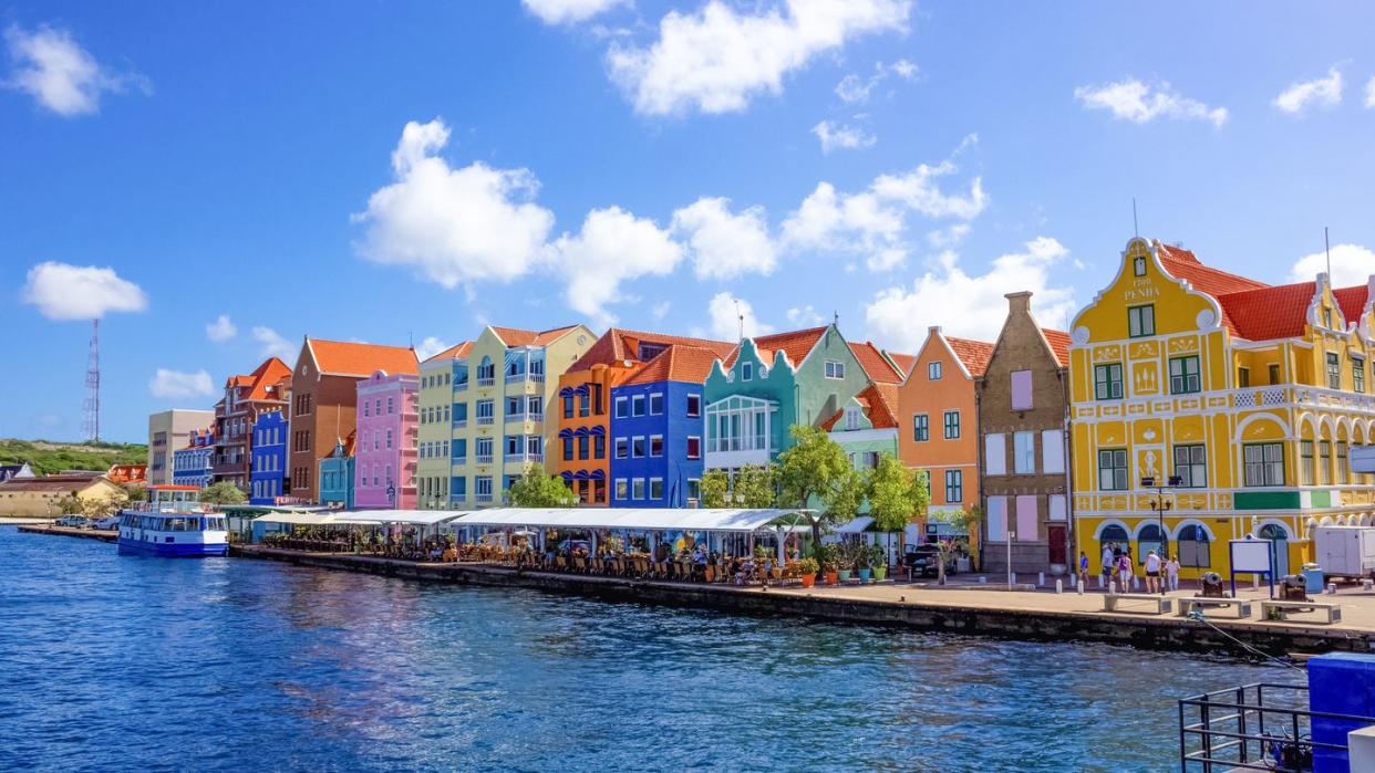 specific coloured buildings in curacao