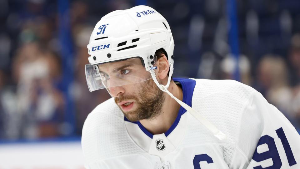 Toronto Maple Leafs captain John Tavares is set to miss three weeks of action after suffering an oblique strain in a pre-season game. (Reuters)