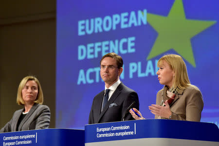 European Union foreign policy chief Federica Mogherini, European Commission Vice-President Jyrki Katainen, and EU Industry Commissioner Elzbieta Bienkowska (L-R) hold a news conference on the European Defence Action Plan in Brussels, Belgium November 30, 2016. REUTERS/Eric Vidal