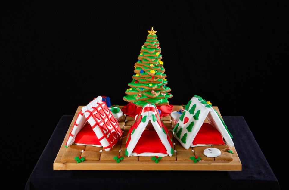 child first place national gingerbread house competition omni grove park inn country living