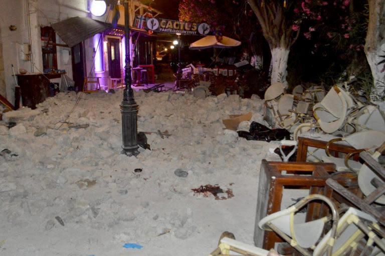 Kos earthquake: 8,000 British tourists on island as strong quake rocks resorts in Greece and Turkey