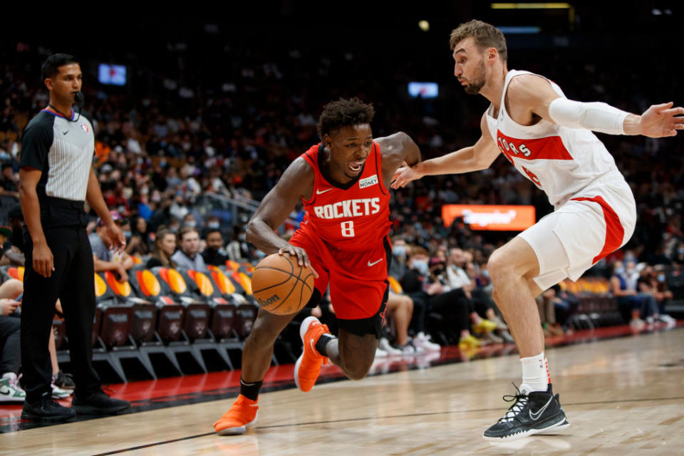 As camp winds down with their futures up in the air, Sam Dekker, Ishmail Wainright and Isaac Bonga have nothing but praise for this Raptors group. (Getty)