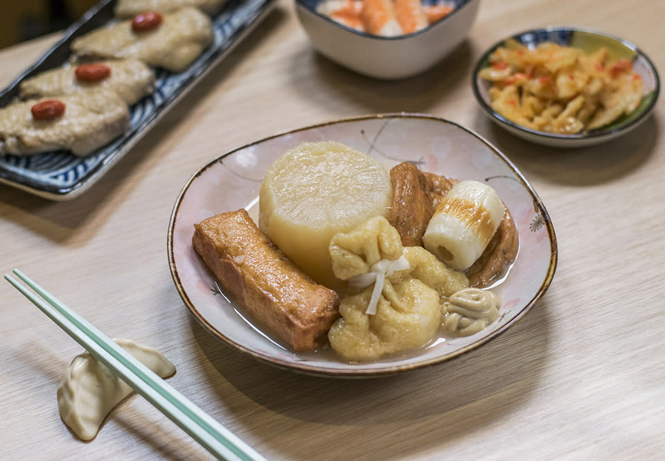 黃埔美食︱黃埔小巷手工餃子店 無味精雞湯拌餃 招牌鮮蝦帶子餃+糖不甩麻糬餃子