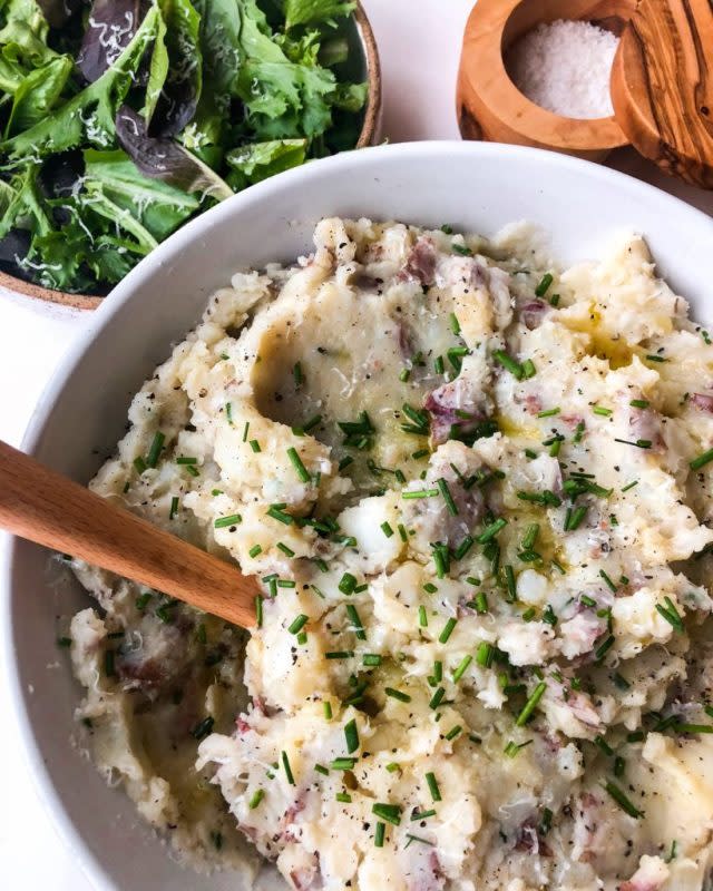 <p>Rachael's Good Eats</p><p>These healthified mashed red potatoes are your regular comfort food without the guilt!</p><p><strong>Get the recipe: <a href="https://rachaelsgoodeats.com/mashed-red-potatoes-healthified/" rel="nofollow noopener" target="_blank" data-ylk="slk:Healthified Mashed Red Potatoes;elm:context_link;itc:0;sec:content-canvas" class="link rapid-noclick-resp">Healthified Mashed Red Potatoes</a></strong></p>