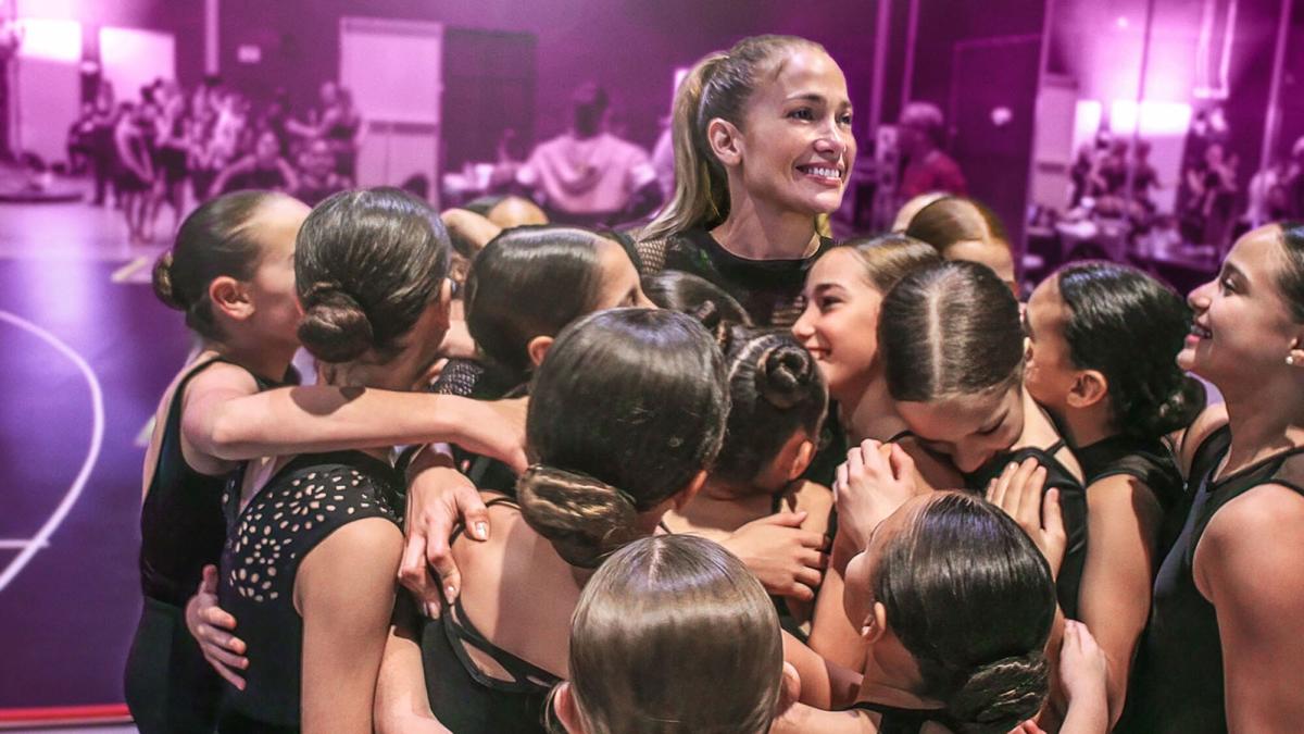 Jennifer Lopez Takes the Stage at LA Dodgers Foundation Gala – The  Hollywood Reporter