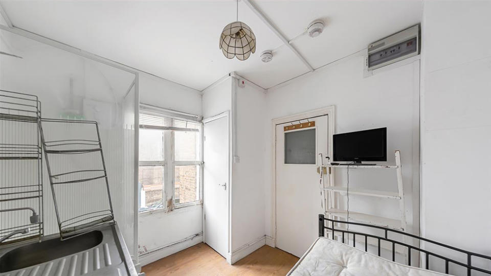 A very small studio flat for sale in Notting Hill London