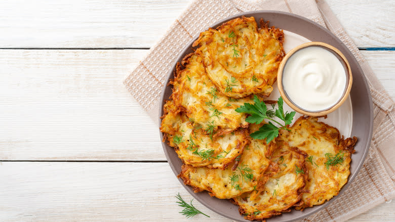 latkes with sour cream