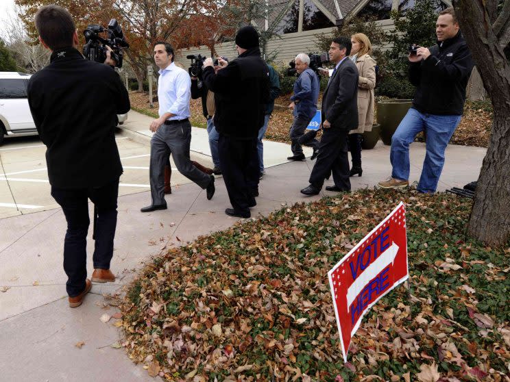 Independent 2014 U.S. Senate candidate Greg Orman walks back to his car after voting in Olathe, Kans. (Photo: Dave Kaup/Reuters)