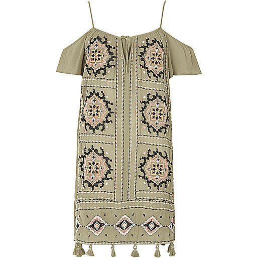 <p>Khaki green embroidered cold shoulder dress, £35, <a rel="nofollow noopener" href="http://www.riverisland.com/women/swimwear--beachwear/kaftans--cover-ups/khaki-green-embroidered-cold-shoulder-dress-697076" target="_blank" data-ylk="slk:River Island;elm:context_link;itc:0;sec:content-canvas" class="link ">River Island</a></p>