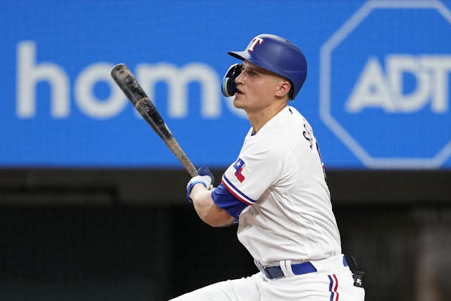 Corey Seager once again proves why Rangers expect 'something special' every  at-bat