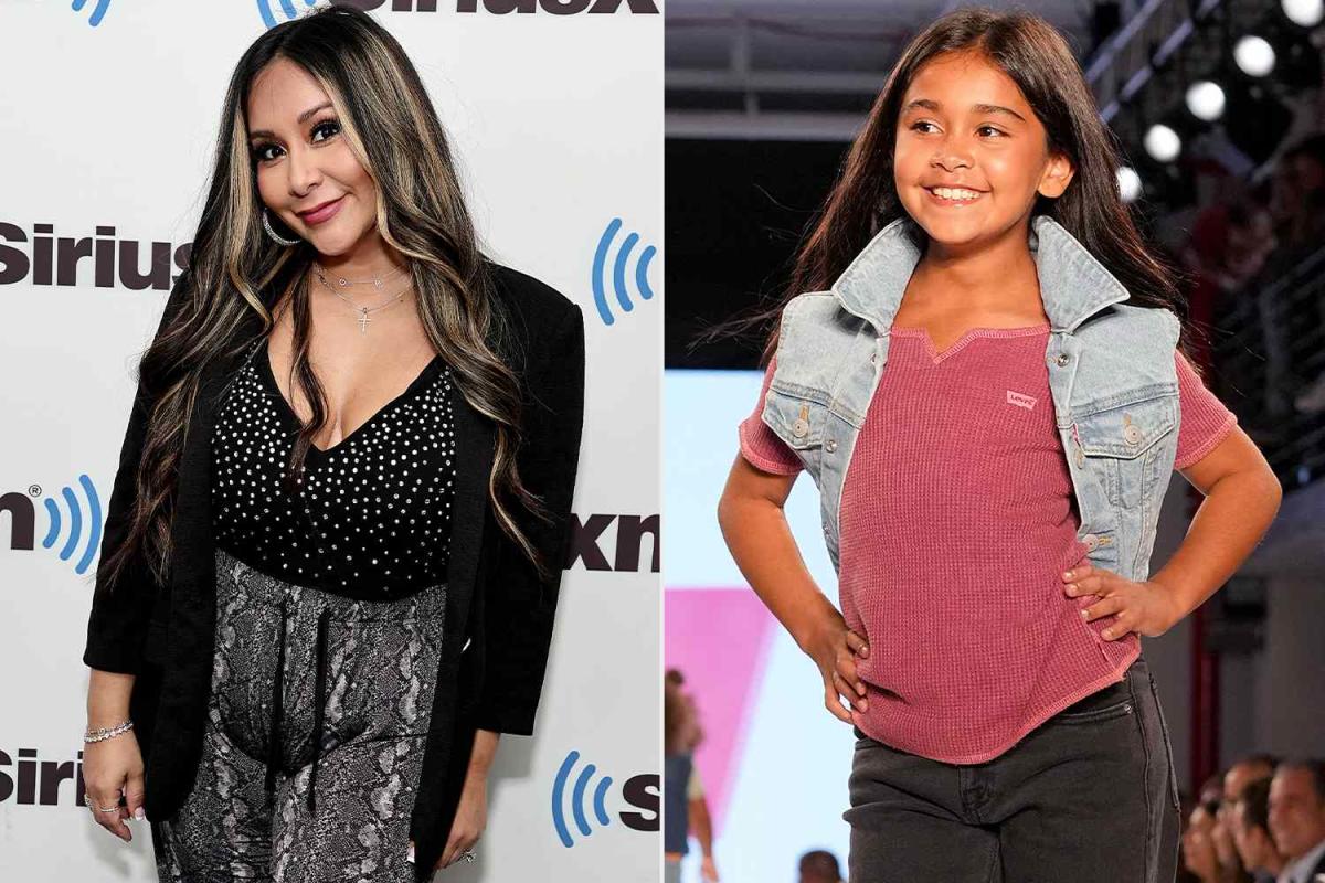 Nicole 'Snooki' Polizzi's Daughter, 8, Is All Smiles as She Walks the  Runway at New York Fashion Week