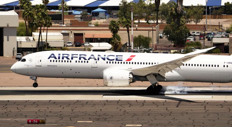 Air France Flight 68, a Boeing 787-9 Dreamliner landed at 12:25 PM, this was the first non-stop flight from Paris-Charles de Gaulle Airport to Phoenix Sky Harbor International Airport on May 23, 2024.