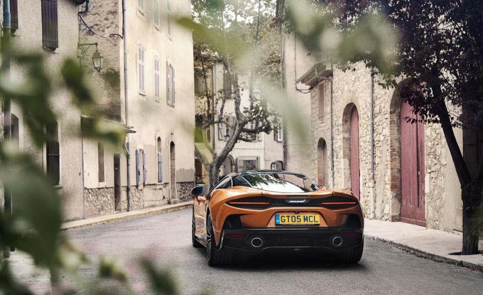 <p>2020 McLaren GT</p>