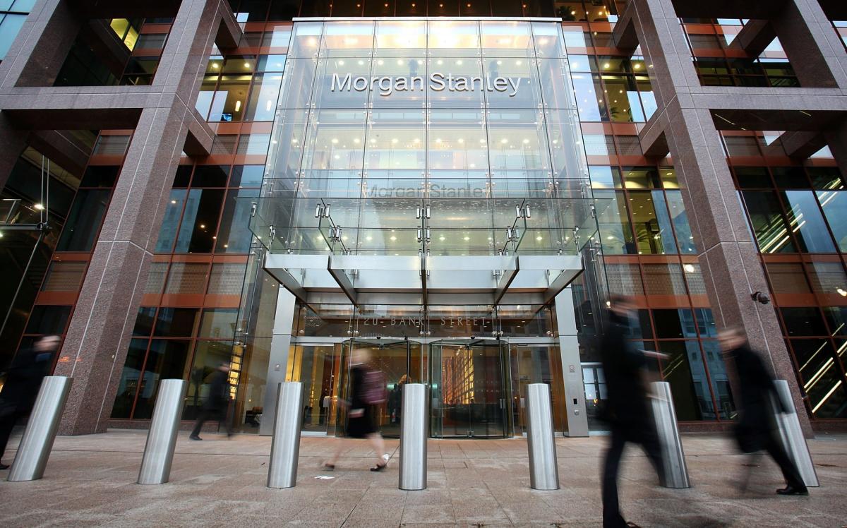 Morgan Stanley ditches EU banker bonus cap in boost for London