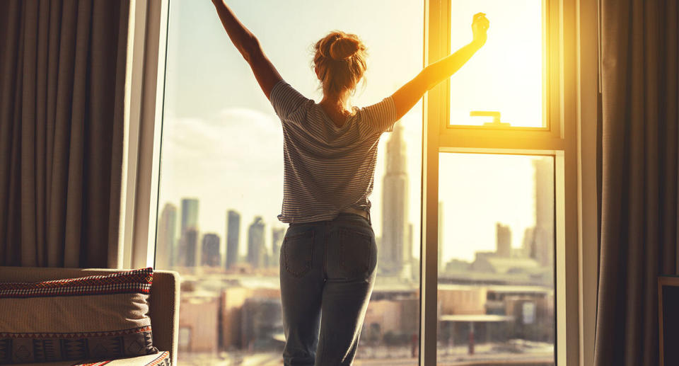 Make simple changes to turn yourself into a morning person. [Photo: Getty]