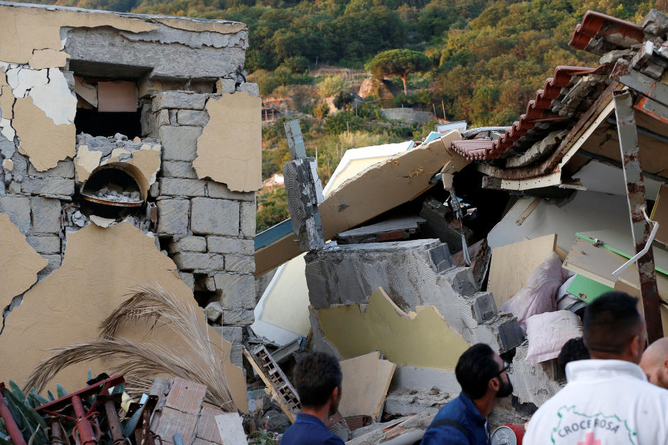 Earthquake hits Italian resort island of Ischia