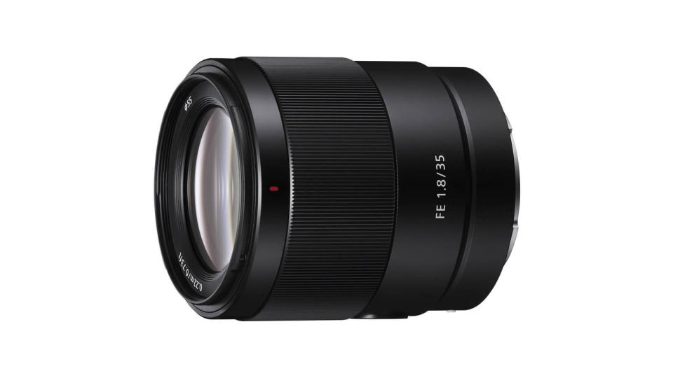 Best lenses for street photography: Sony FE 35mm f/1.8