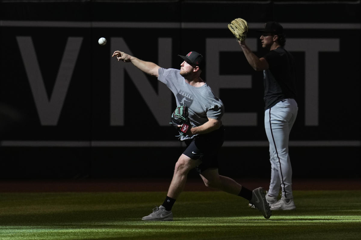 Diamondbacks thriving in postseason atmosphere. Another hostile one awaits  for NLCS in Philly