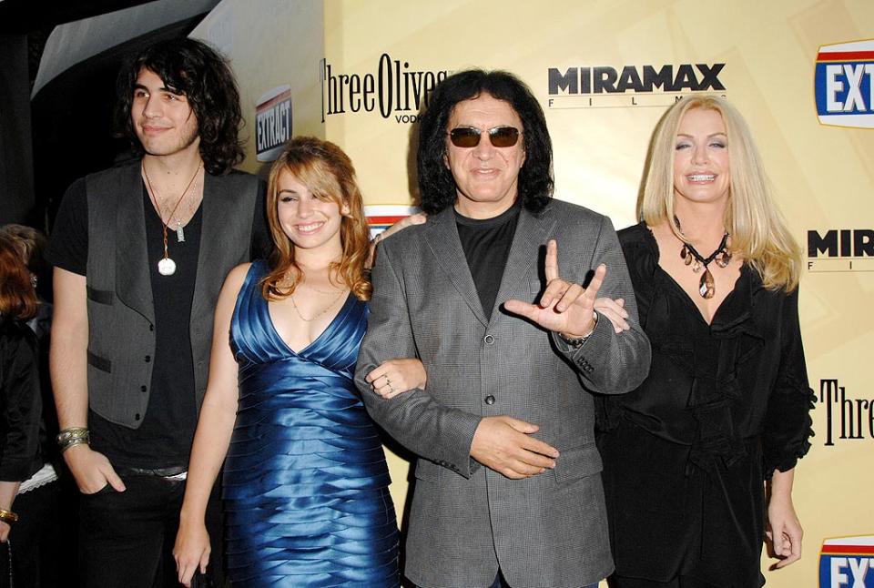 Extract LA Premiere 2009 Gene Simmons