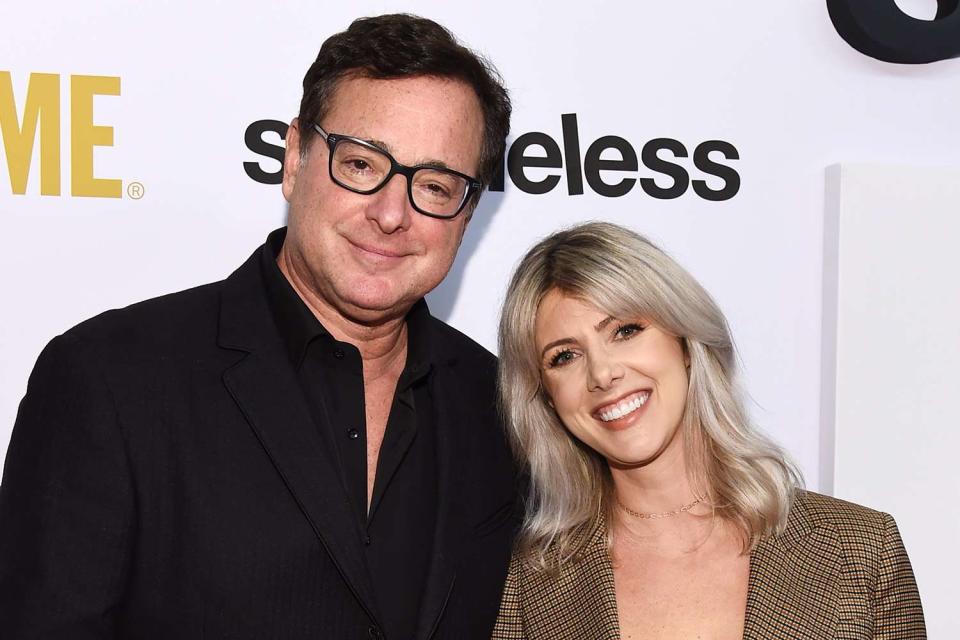 <p>Amanda Edwards/Getty Images</p> (L-R) Bob Saget and Kelly Rizzo are pictured arriving at the Emmy For Your Consideration event for Showtime