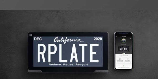 En California se aprueban las placas digitales para autos 