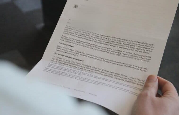 This is the letter one person received. It tells them why they are receiving the letter and what general information of theirs was impacted. (Jennifer La Grassa/CBC - image credit)