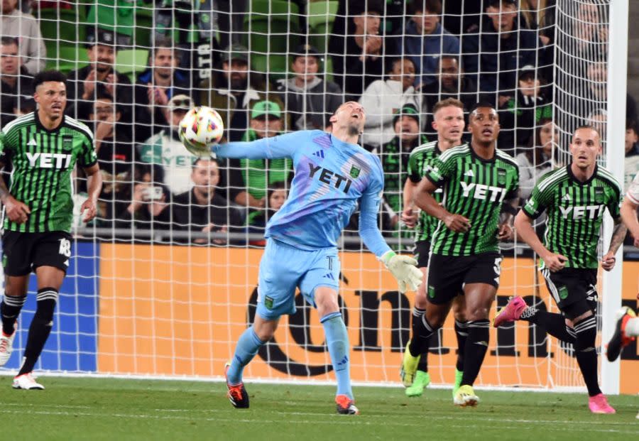 AUSTIN, TX – MARCH 09: Austin FC goalkeeper Brad Stuver throws a pass downfield during game between St. Louis City SC and Austin FC on March 9, 2024 at Q2 Stadium in Austin, Texas. (Photo by John Rivera/Icon Sportswire via Getty Images)