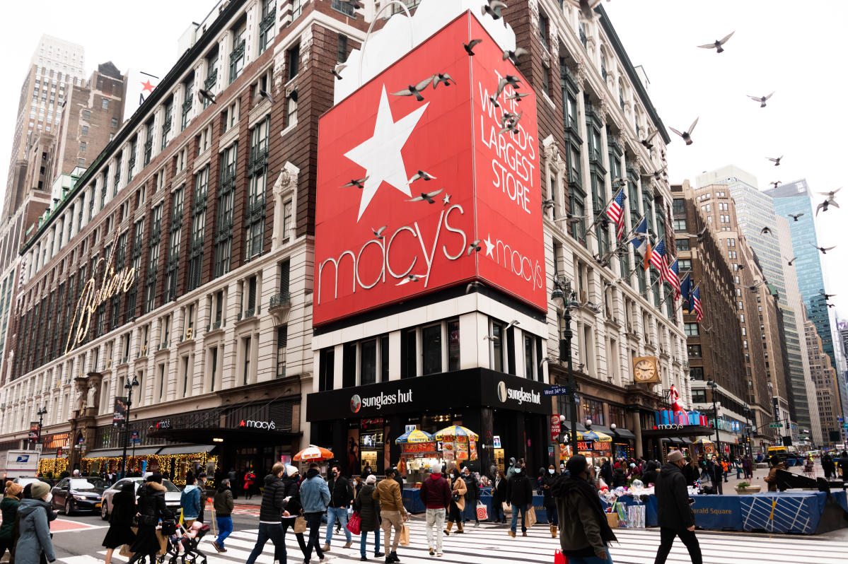 Macy's (M) to Triple Small-Format Store Count in Move Away from Malls -  Bloomberg