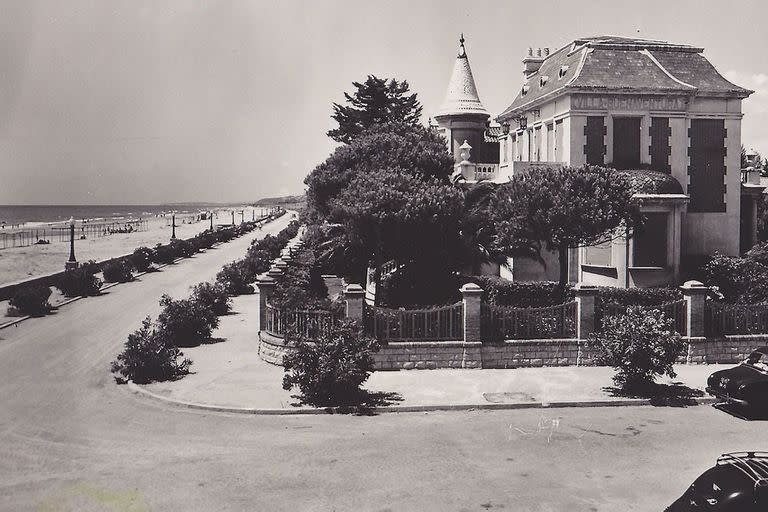 Postal de la Villa Buenaventura en Coma Ruga, circa años 50