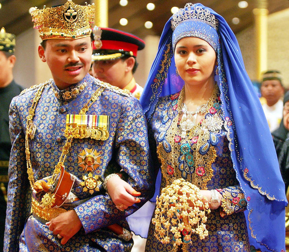 Crown Prince Al-Muhtadee Billah and bride Sarah Salleh